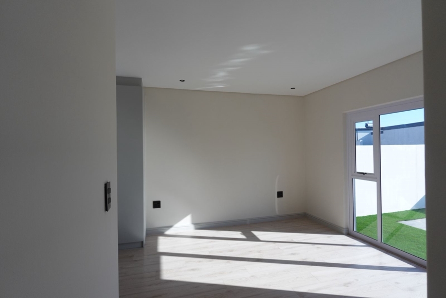 3 Bedroom Property for Sale in Sandown Western Cape